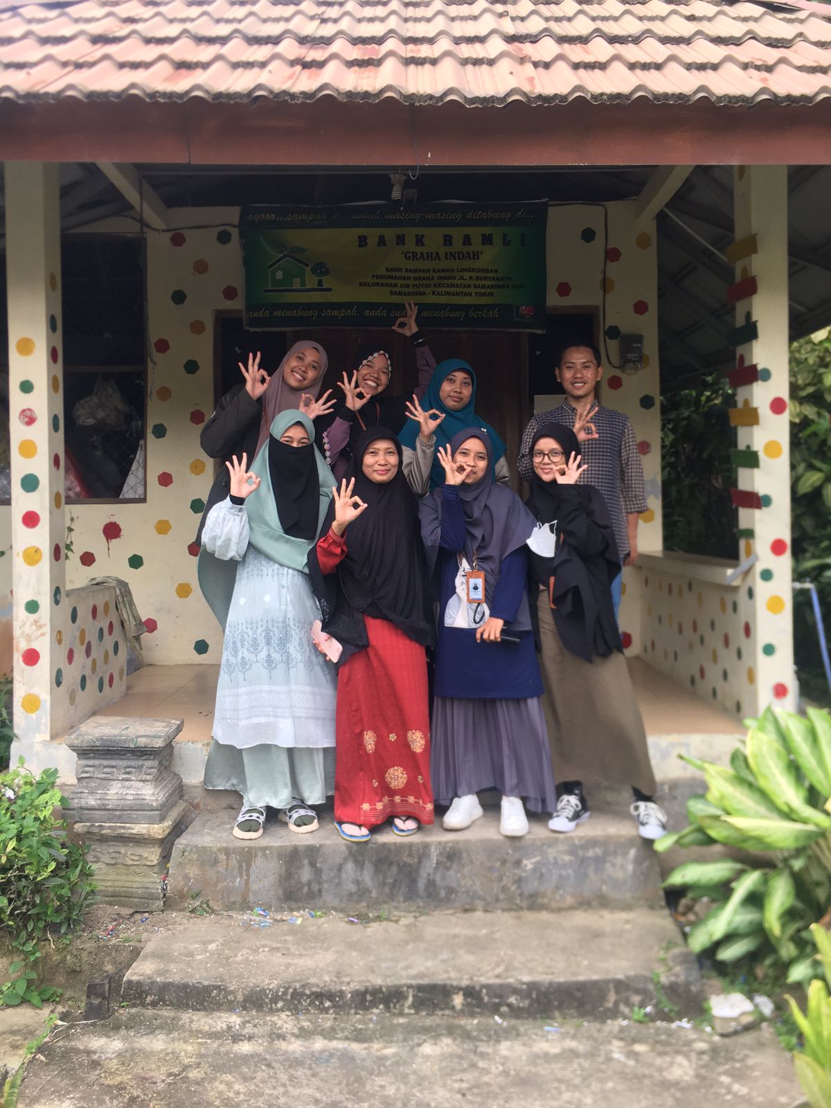 Tim Damai Aqsha Menyambangi Bank Sampah Ramah Lingkungan (Ramli) di Samarinda