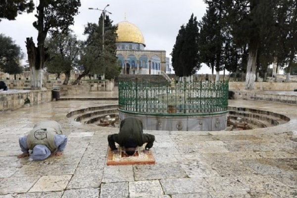Israel Larang Palestina Sholat di Al-Aqsa, Covid-19 Alasannya